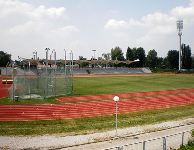 atletski stadion.jpg